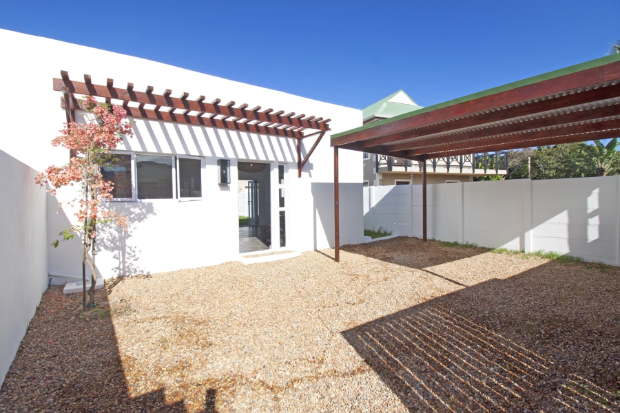 3 Bedroom Property for Sale in Milkwood Park Western Cape